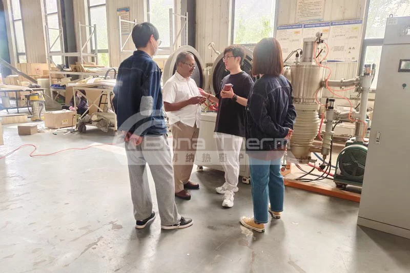 印度客户到访，实地考察真空钼箔炉